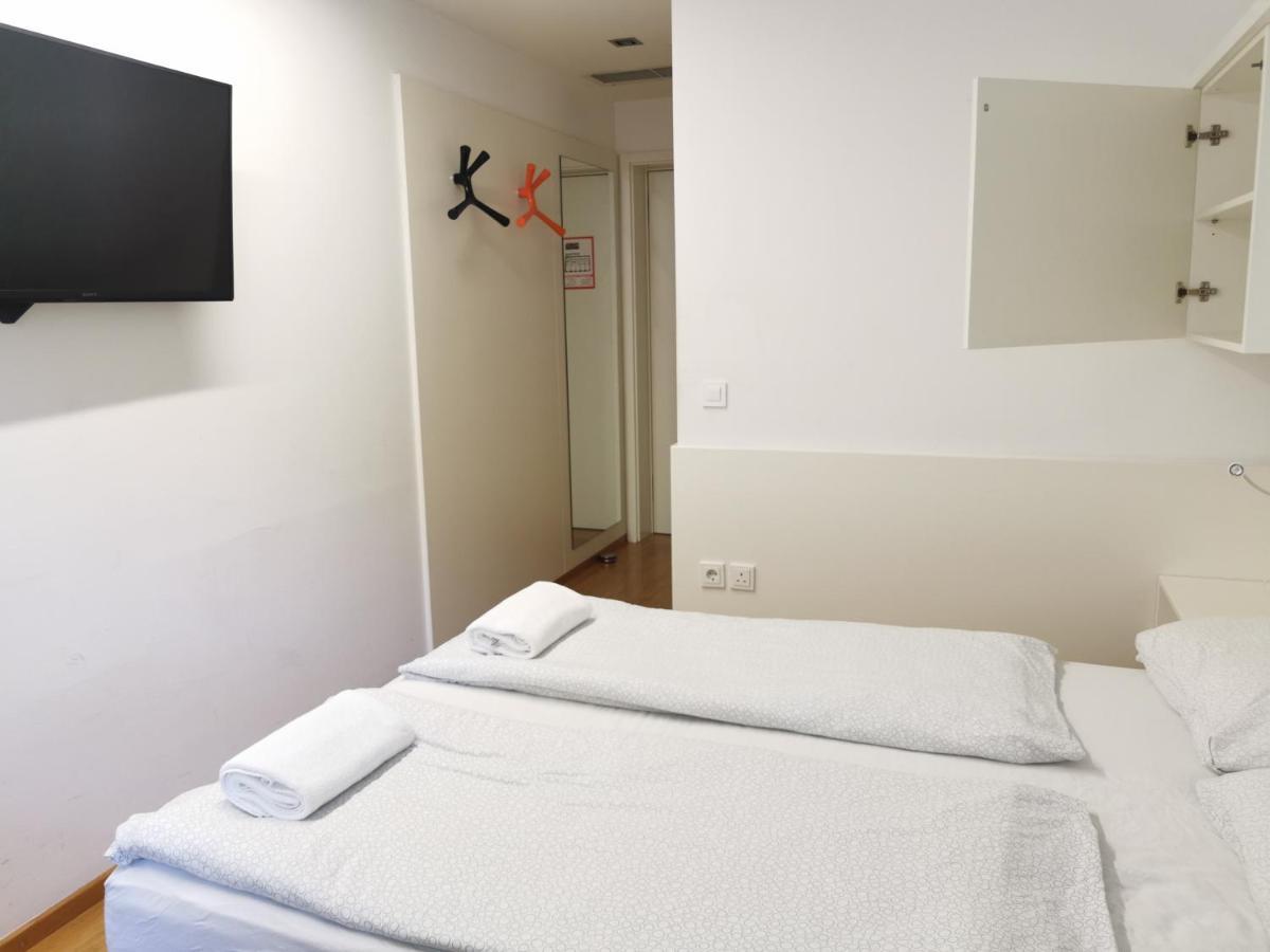 Rooms Sincere 1830 Ljubljana Exterior photo